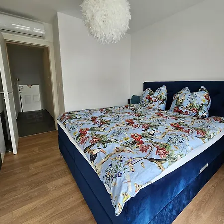 Dalmatino شقة بيتريتْشاني