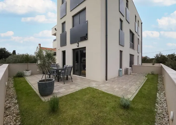 Dalmatino Lägenhet *